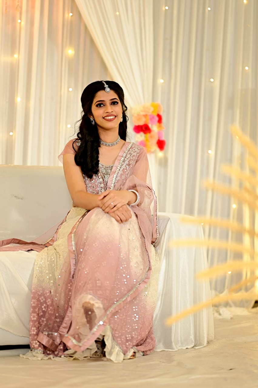 ANASWARA BEAUTY PARLOUR AND MAKEUP STUDIO POOKKAYIL