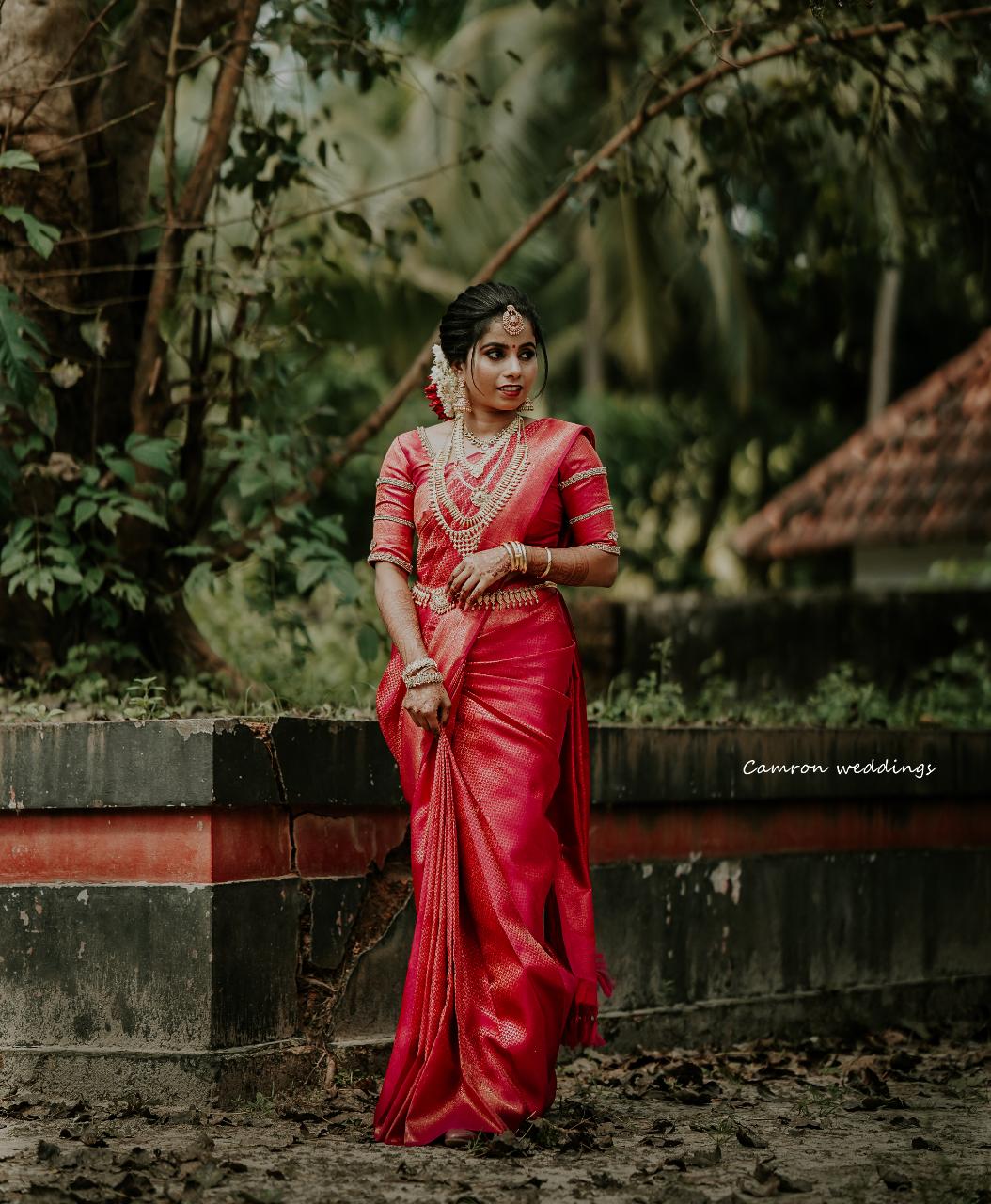 ANASWARA BEAUTY PARLOUR AND MAKEUP STUDIO POOKKAYIL
